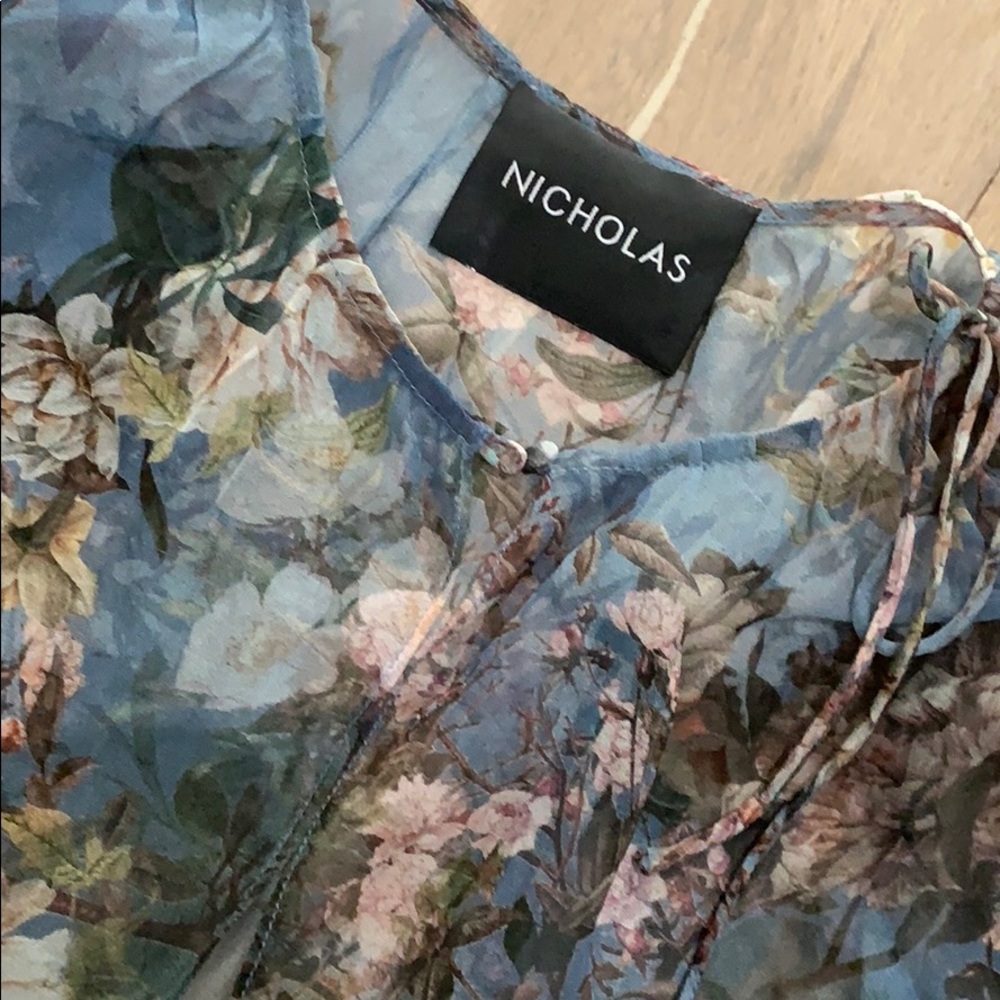 Top - Picture 6 of 7